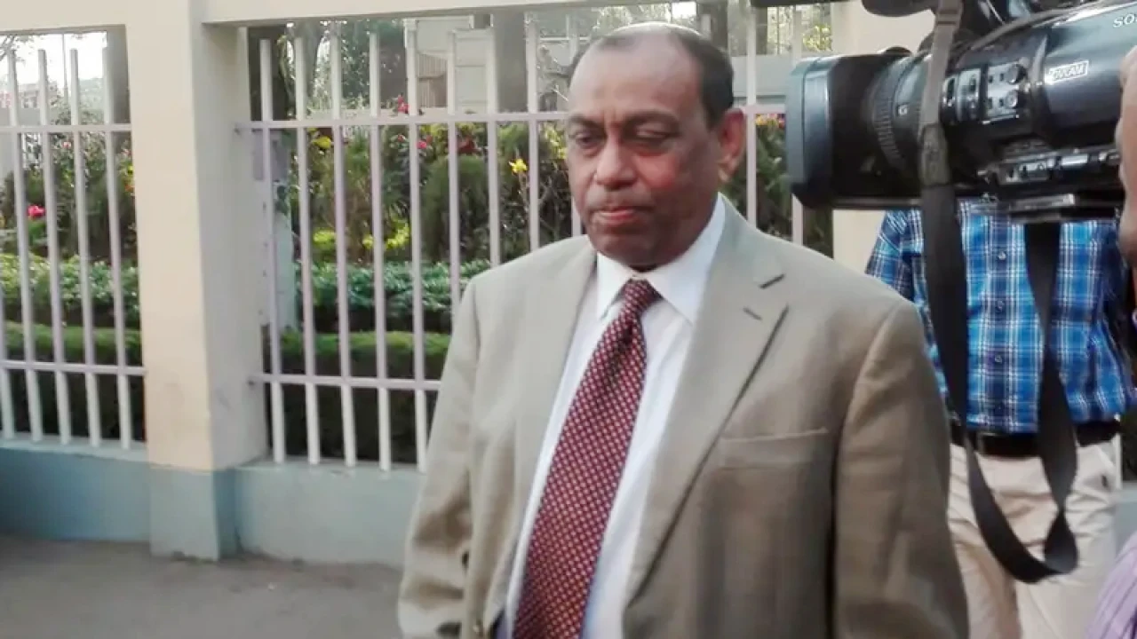 স্ত্রী-সন্তানসহ বেসিক ব্যাংকের বাচ্চুর বিরুদ্ধে গ্রেপ্তারি পরোয়ানা