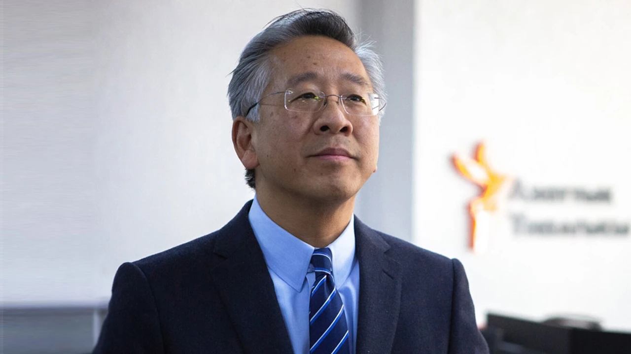 ঢাকায় ডোনাল্ড লু