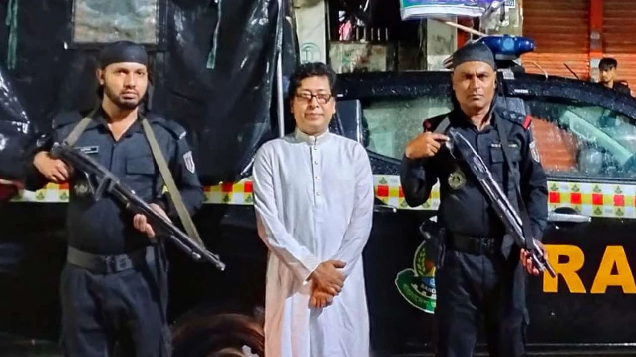 যেভাবে আটক হলেন সাবেক জনপ্রশাসনমন্ত্রী ফরহাদ