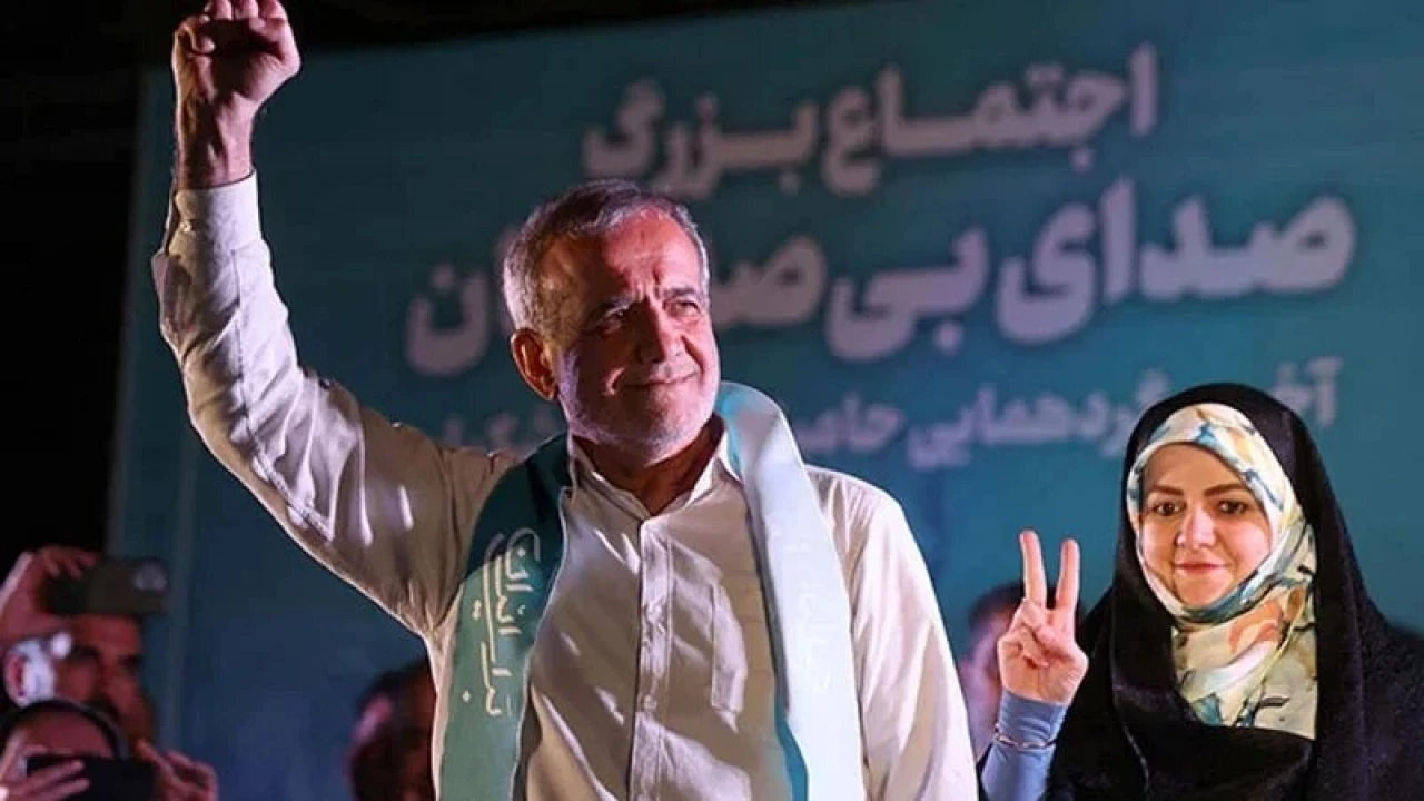 নারীদের হিজাব নিয়ে পেজেশকিয়ানের বক্তব্য ভাইরাল