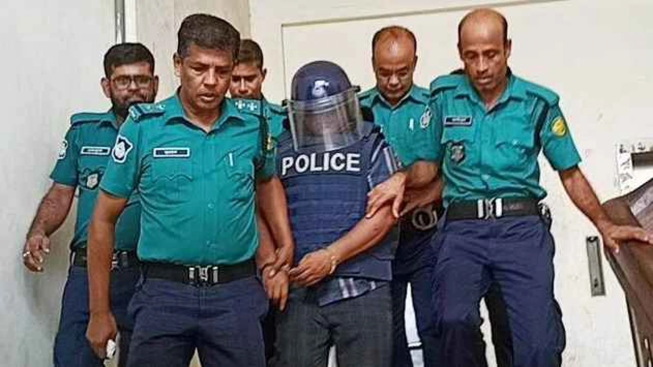 রিমান্ড শেষে কারাগারে রংধনু গ্রুপের পরিচালক মিজান