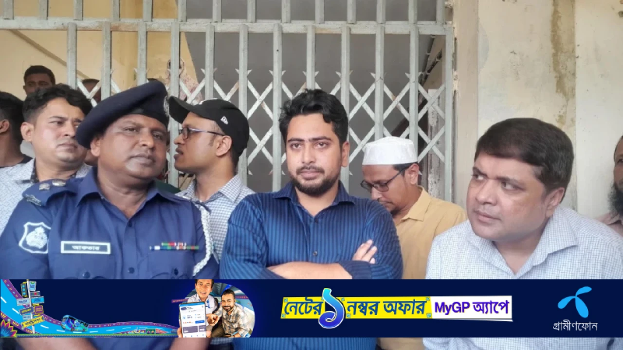 ফ্যাসিস্টদের বিচার এ বাংলার মাটিতেই হবে: তথ্য উপদেষ্টা