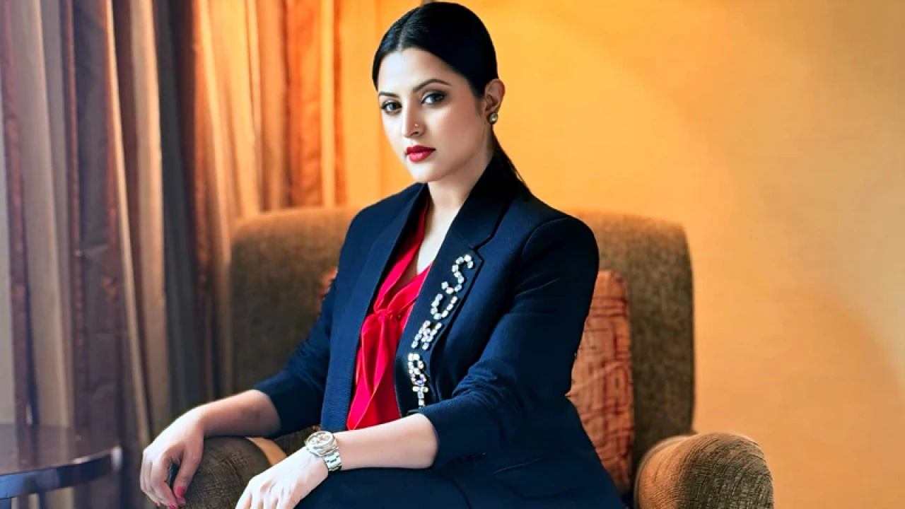 গ্যাংস্টারের প্রেমে পরীমণি!