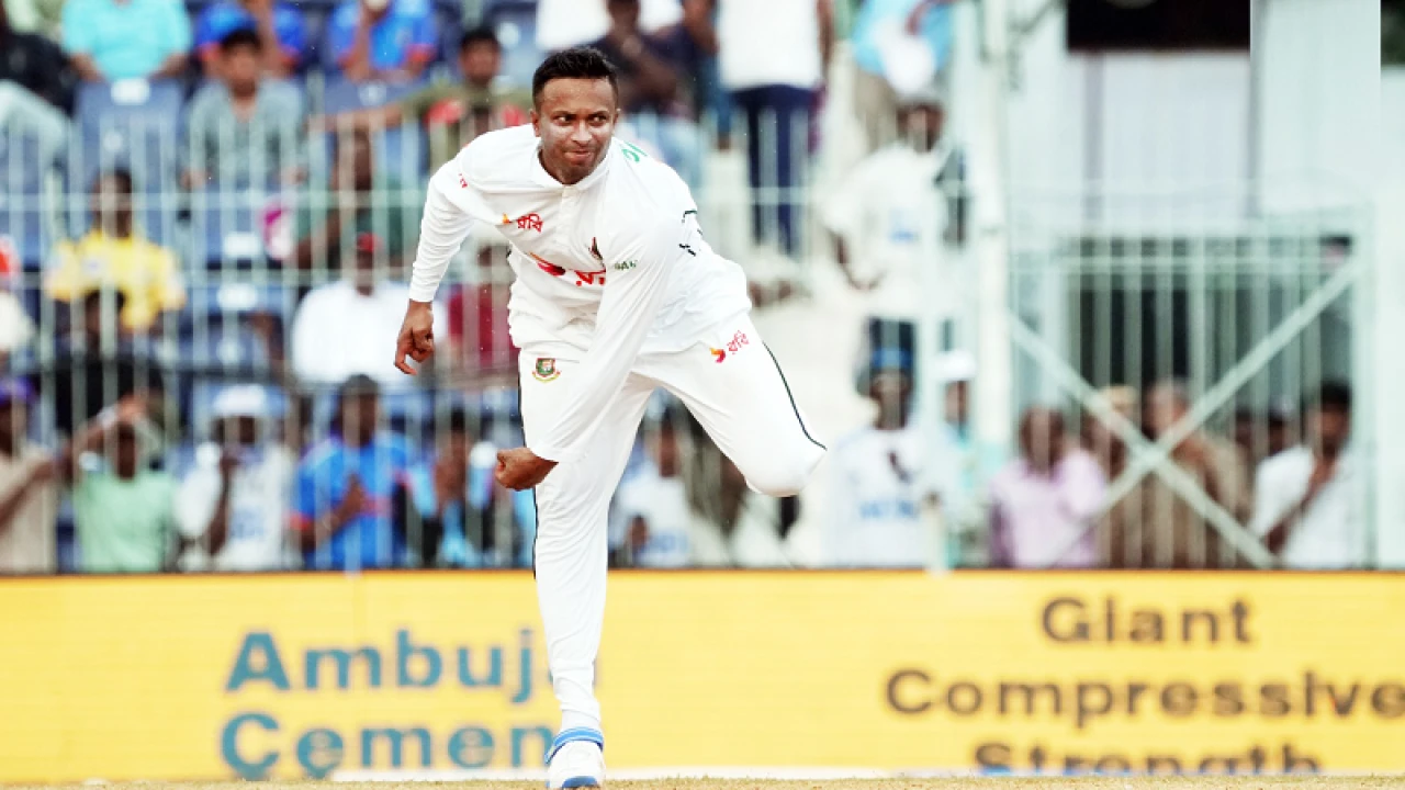 ‘বয়স্ক’ সাকিব আল হাসানের রেকর্ড