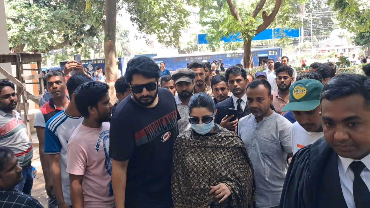 আদালতে জবানবন্দি দিলেন পরীমনি