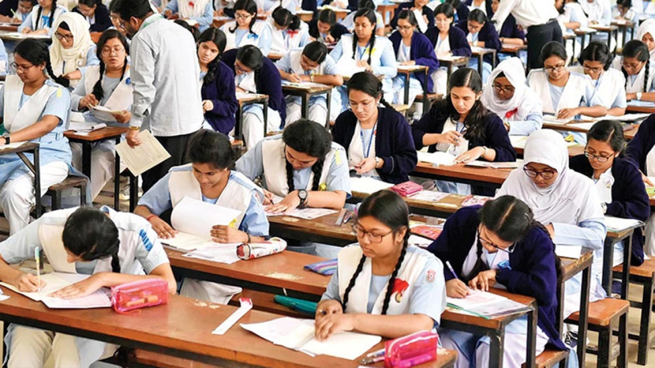 এইচএসসি পরীক্ষার ফলাফল ঘোষণায় নতুন সিদ্ধান্ত