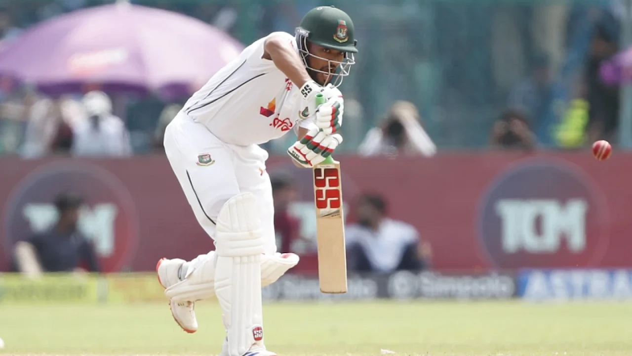 ২ ওপেনারকে হারালেও ‘ভালো খেলে’ মধ্যাহ্ন বিরতিতে বাংলাদেশ