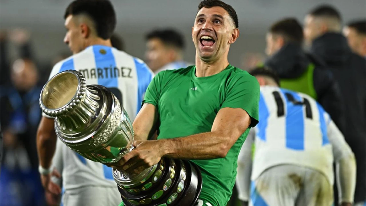 শৃঙ্খলা ভঙ্গের দায়ে ২ ম্যাচ নিষিদ্ধ মার্তিনেজ