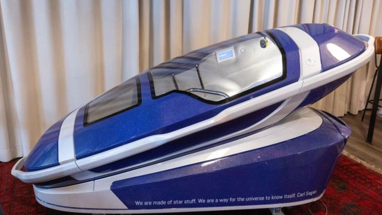 মৃত্যুর জন্য তৈরি যন্ত্রে মার্কিন নারীর আত্মহত্যা