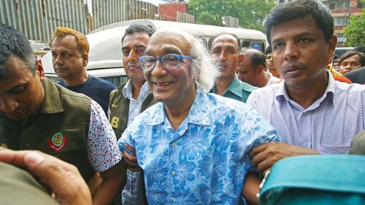 এবার আত্মসমর্পণ করবেন সাংবাদিক শফিক রেহমান