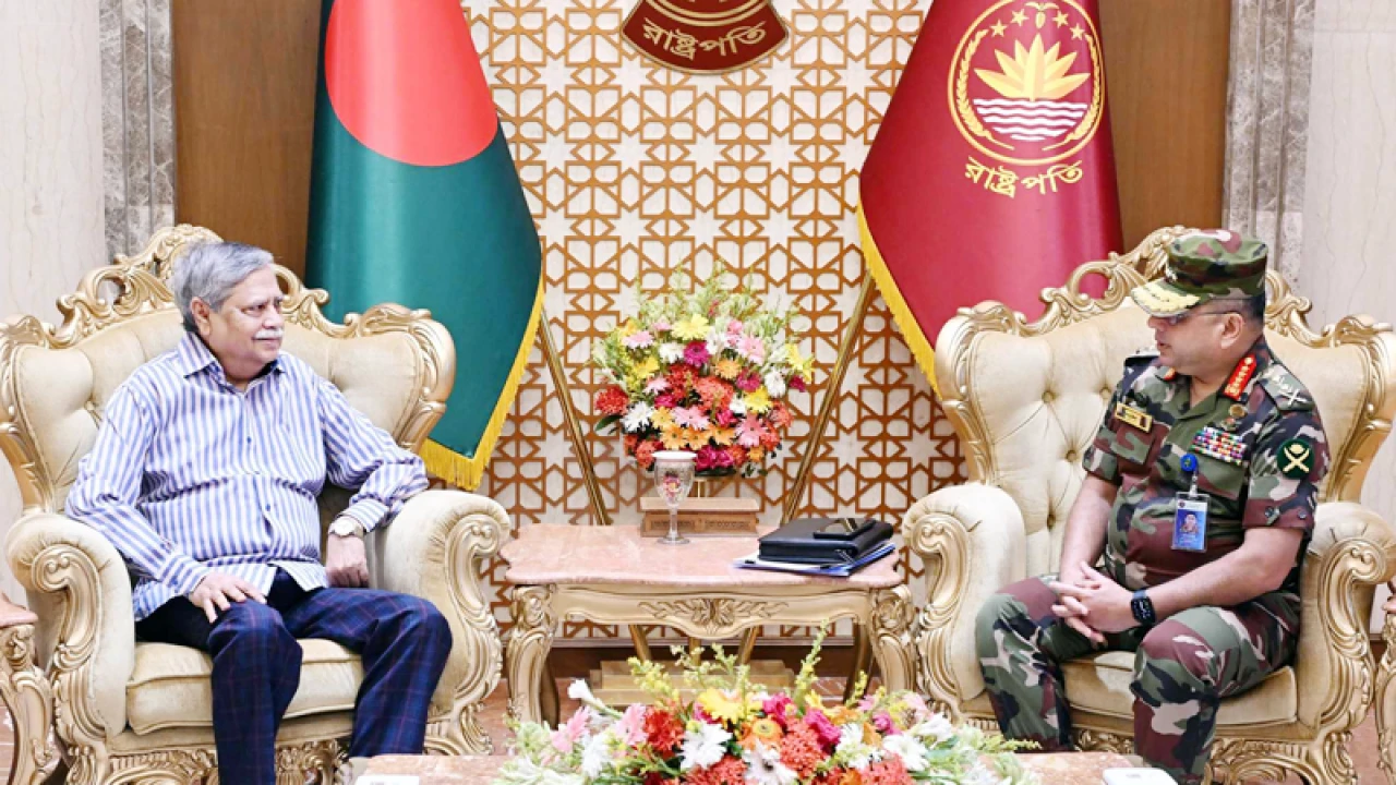 রাষ্ট্রপতির সঙ্গে সেনাবাহিনী প্রধানের সাক্ষাৎ