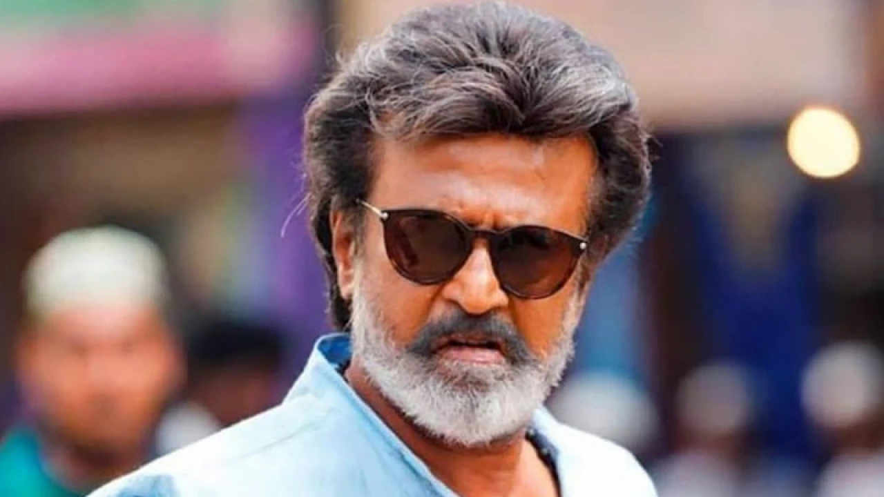 হাসপাতাল থেকে বাড়ি ফিরেছেন রজনীকান্ত