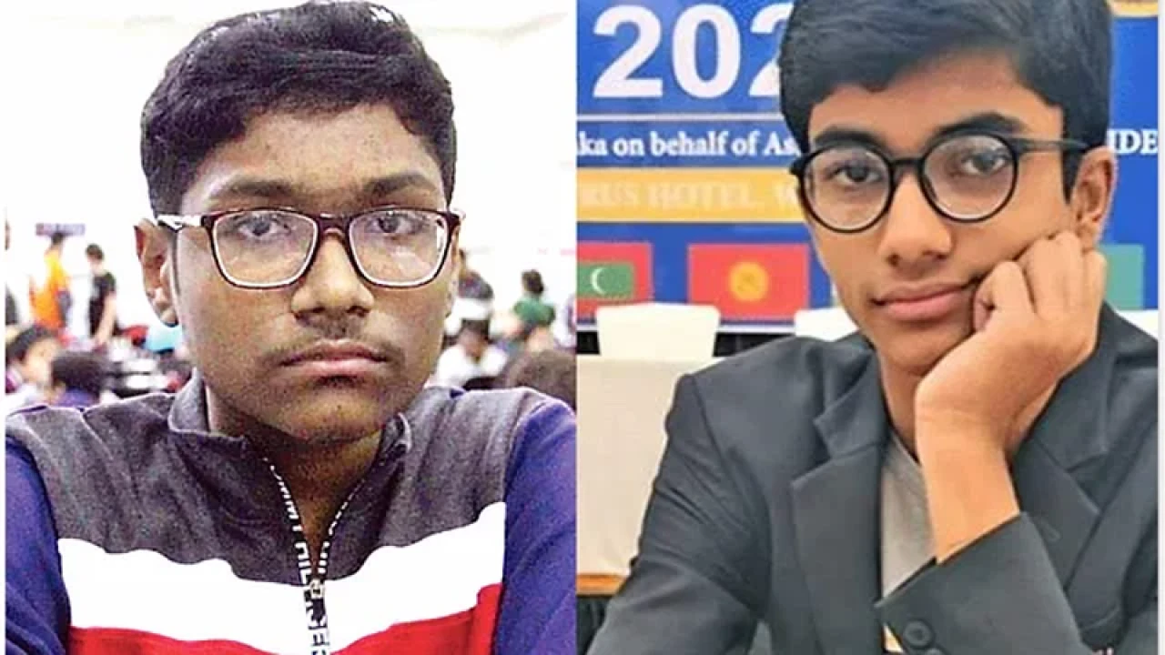 মনন-ফাহাদ চ্যাম্পিয়ন