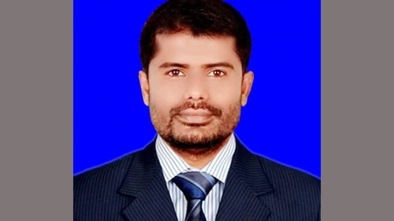 ইউএনওকে ফাঁসাতে গিয়ে ফাঁসলেন কৃষকলীগ নেতা