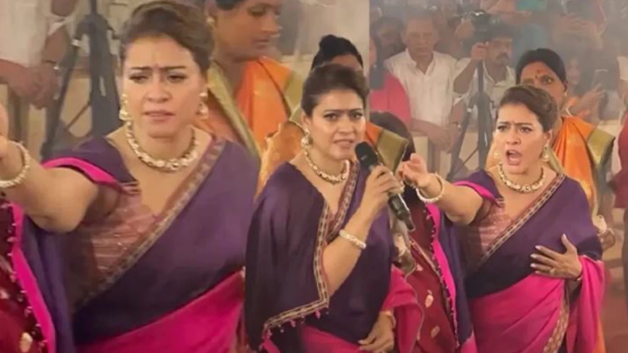 পূজা মণ্ডপে কেন রেগে গেলেন কাজল