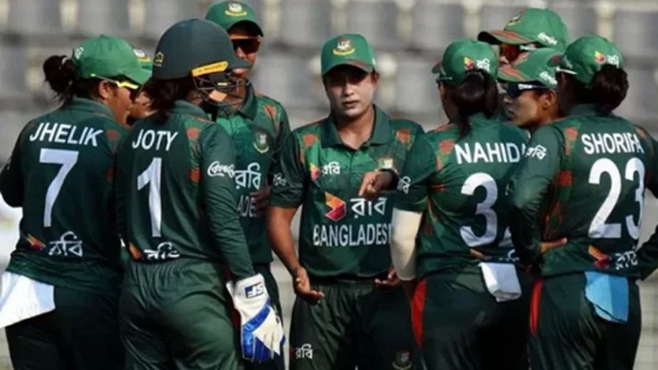 দ. আফ্রিকার বিপক্ষে আজ মাঠে নামছে মেয়েরা