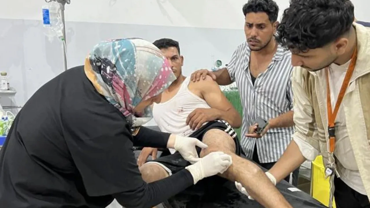 গাজায় স্কুলে ইসরায়েলের হামলা, নিহত ১৫