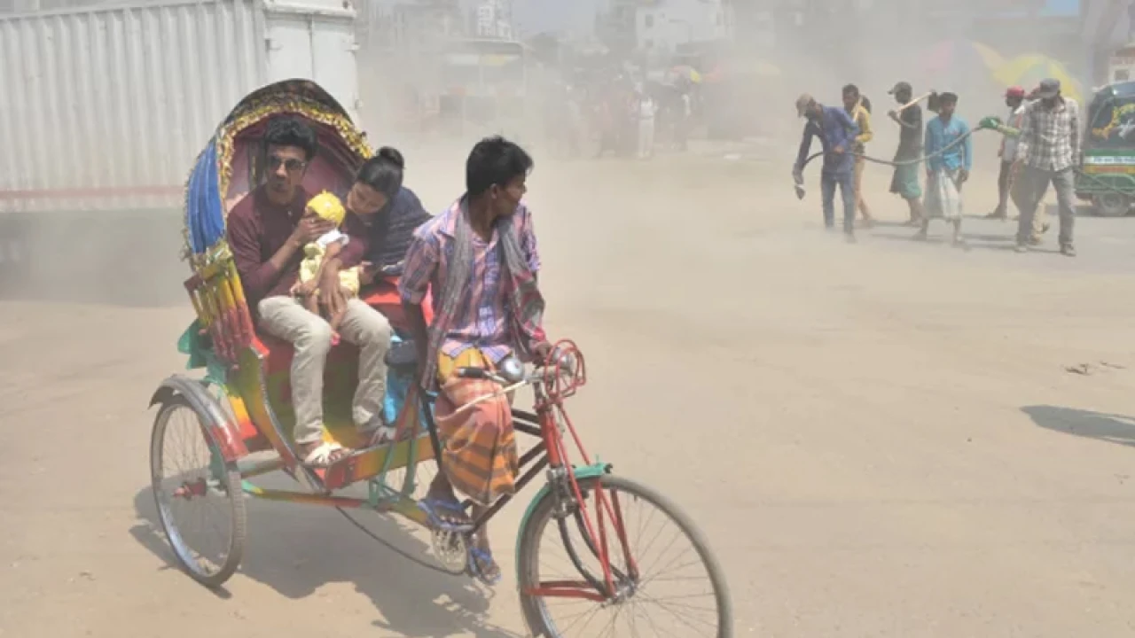 ঢাকার বাতাসে স্বাস্থ্যঝুঁকি কতটা?