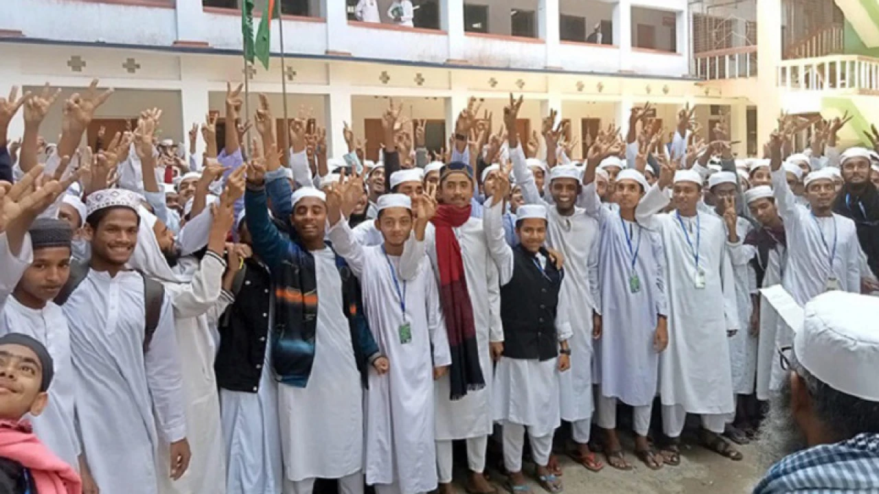 মাদ্রাসা বোর্ডে পাসের হার ৯৩.৪০, জিপিএ-৫ পেলেন ৯৬১৩ জন