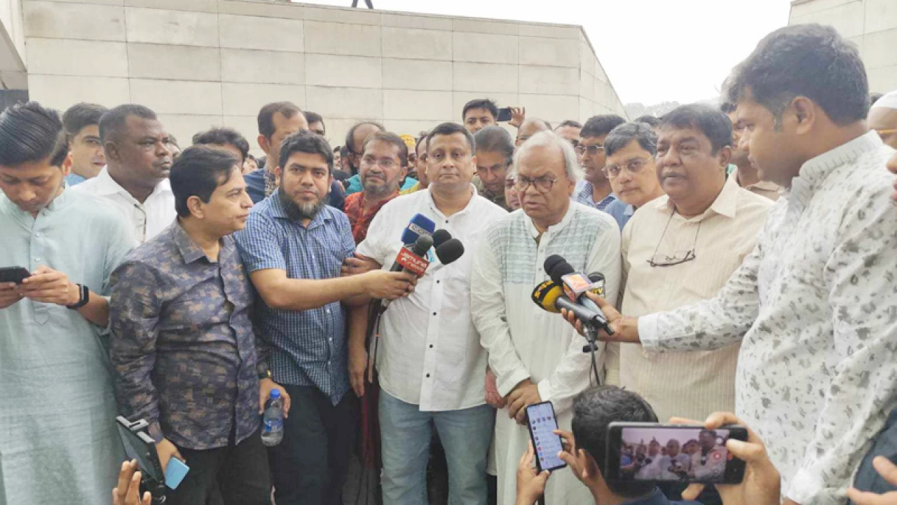 ‘শেখ হাসিনাকে ভারতের আশ্রয় দেওয়া মানে খুনিকে আশ্রয় দেওয়া’