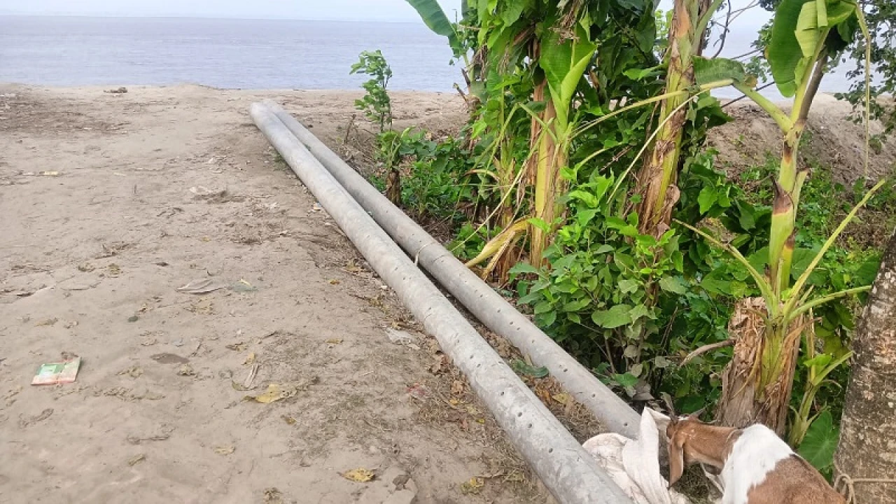 চিলমারীতে ১৮ দিন ধরে বিদ্যুৎ বিচ্ছিন্ন সাড়ে তিনশ গ্রাহক