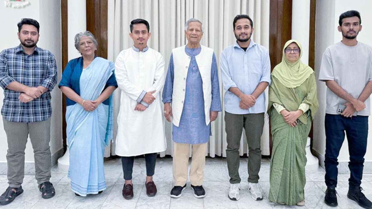 জুলাই শহিদ স্মৃতি ফাউন্ডেশনের সম্পাদক সারজিস, সিইও স্নিগ্ধ