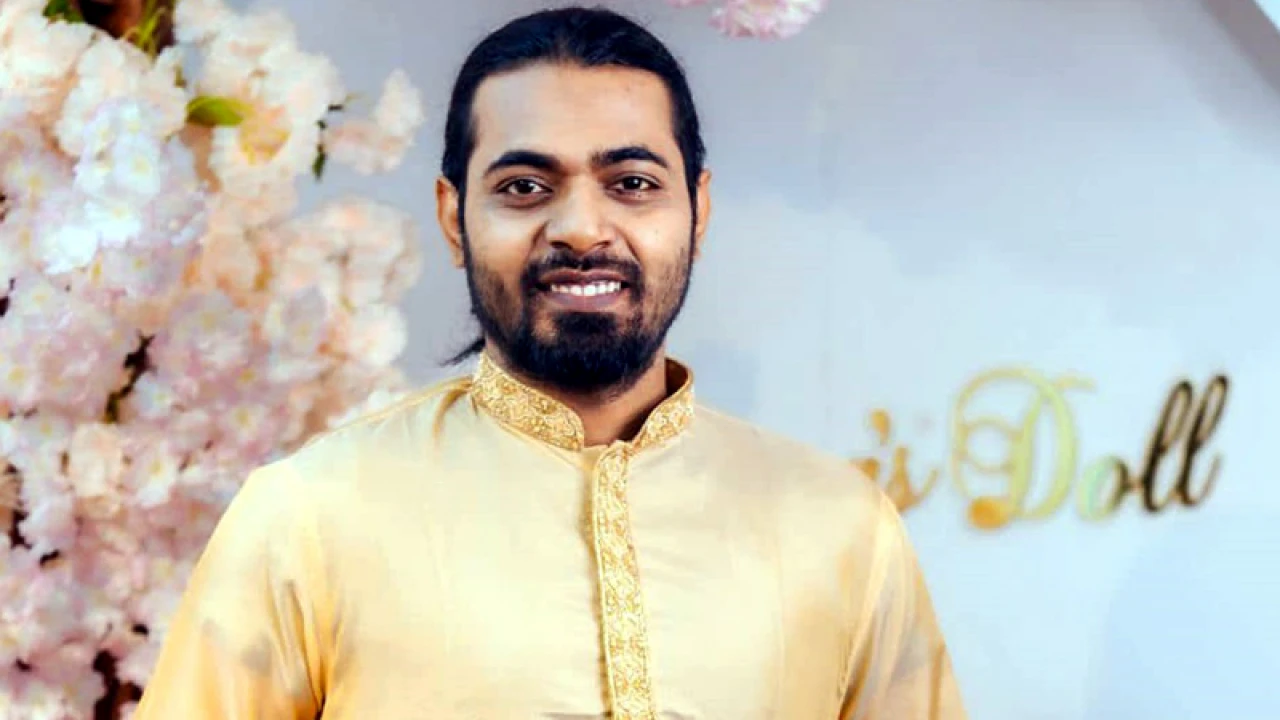 অন্যের সুরে আরফিন রুমি