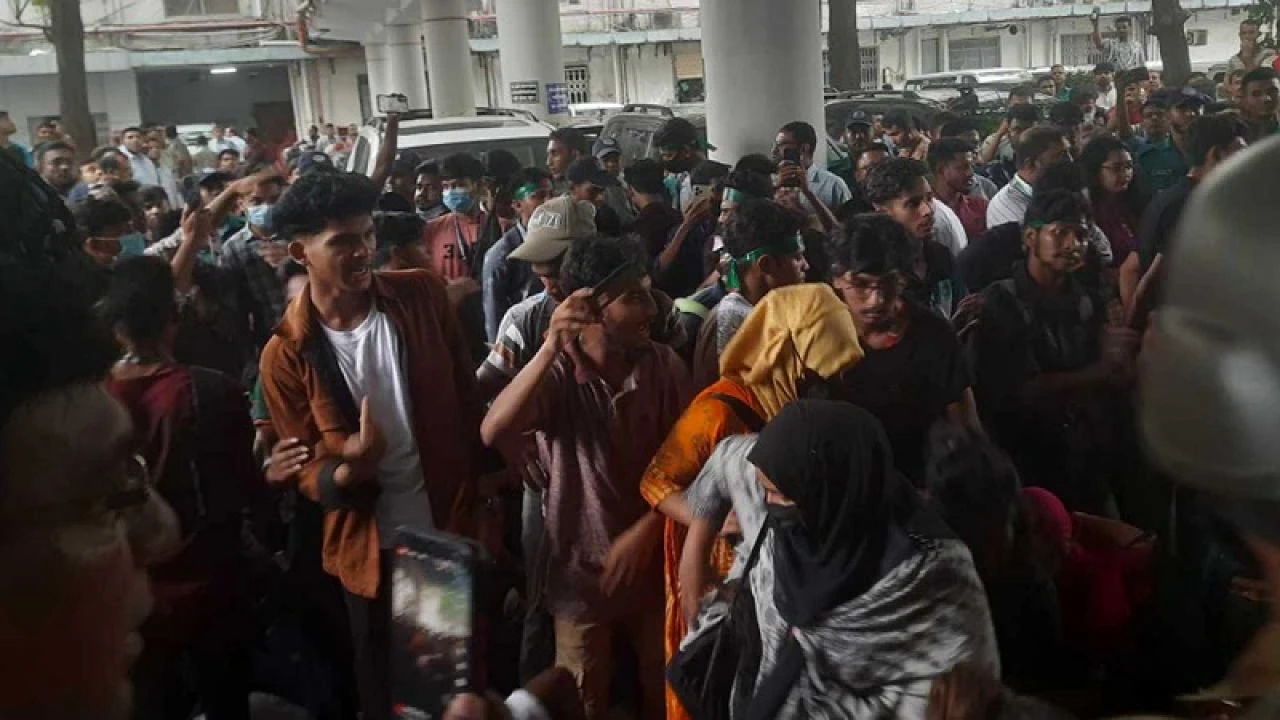 ২৮ শিক্ষার্থীকে মুচলেকায় মুক্তি, গ্রেপ্তার ২৬