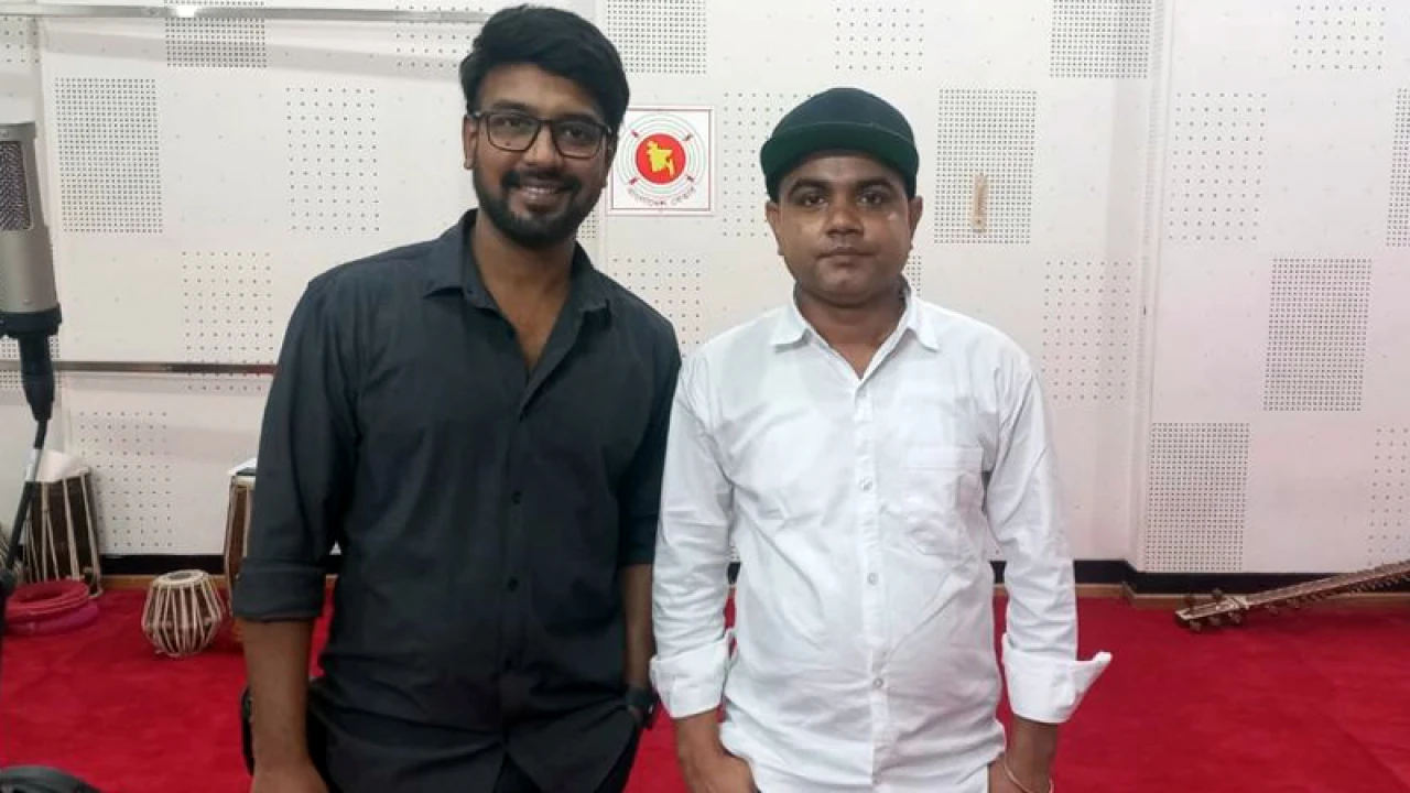 মিথুনের কথায় গাইলেন রাজীব