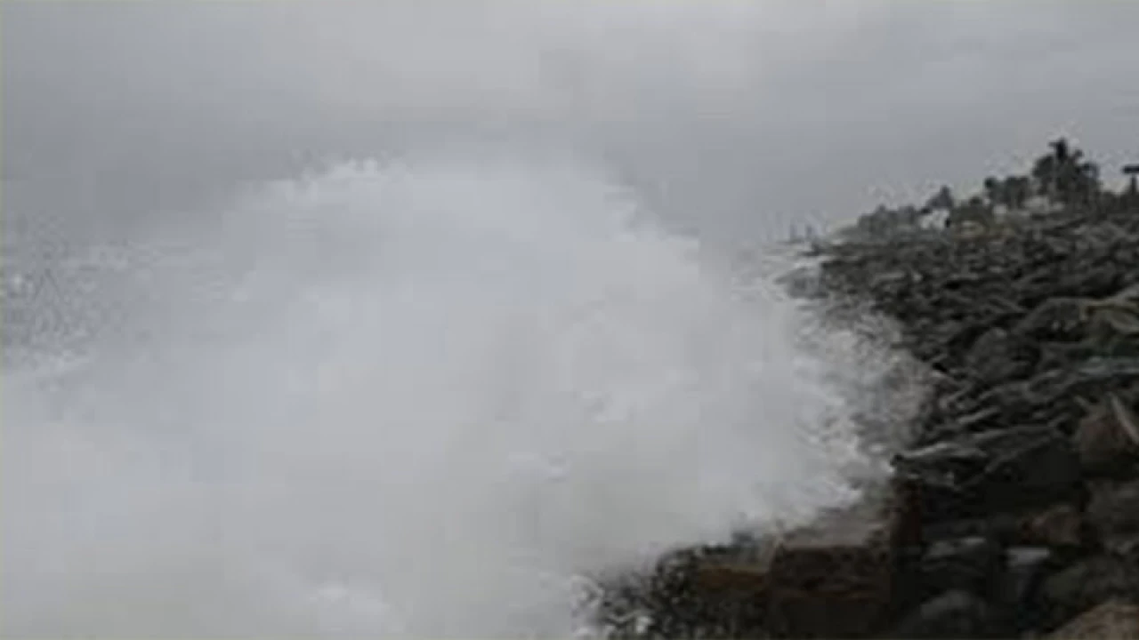 ছত্তিশগড়-মধ্যপ্রদেশের দিকে এগোচ্ছে ‘দানা’