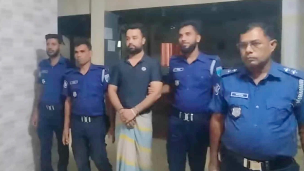 ফেনসিডিলসহ নিষিদ্ধ সংগঠন ছাত্রলীগের সভাপতি গ্রেপ্তার