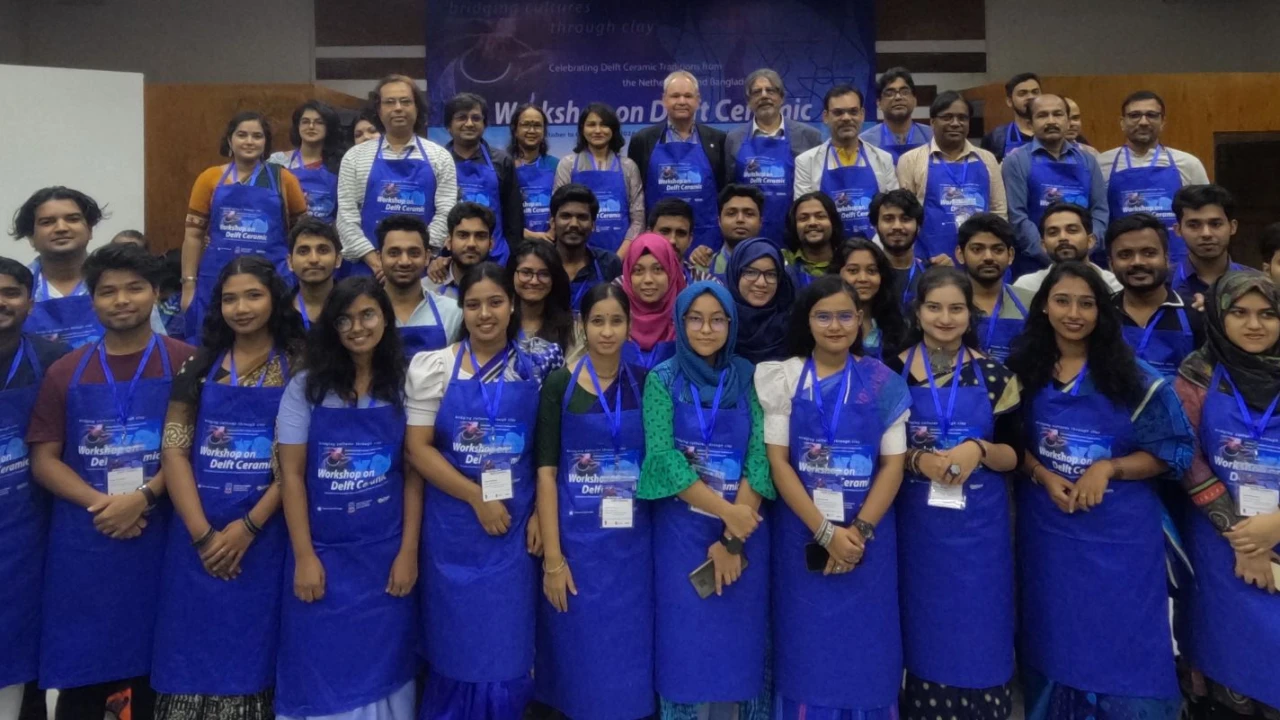 রাজধানীতে ডেলফট ব্লু কর্মশালা