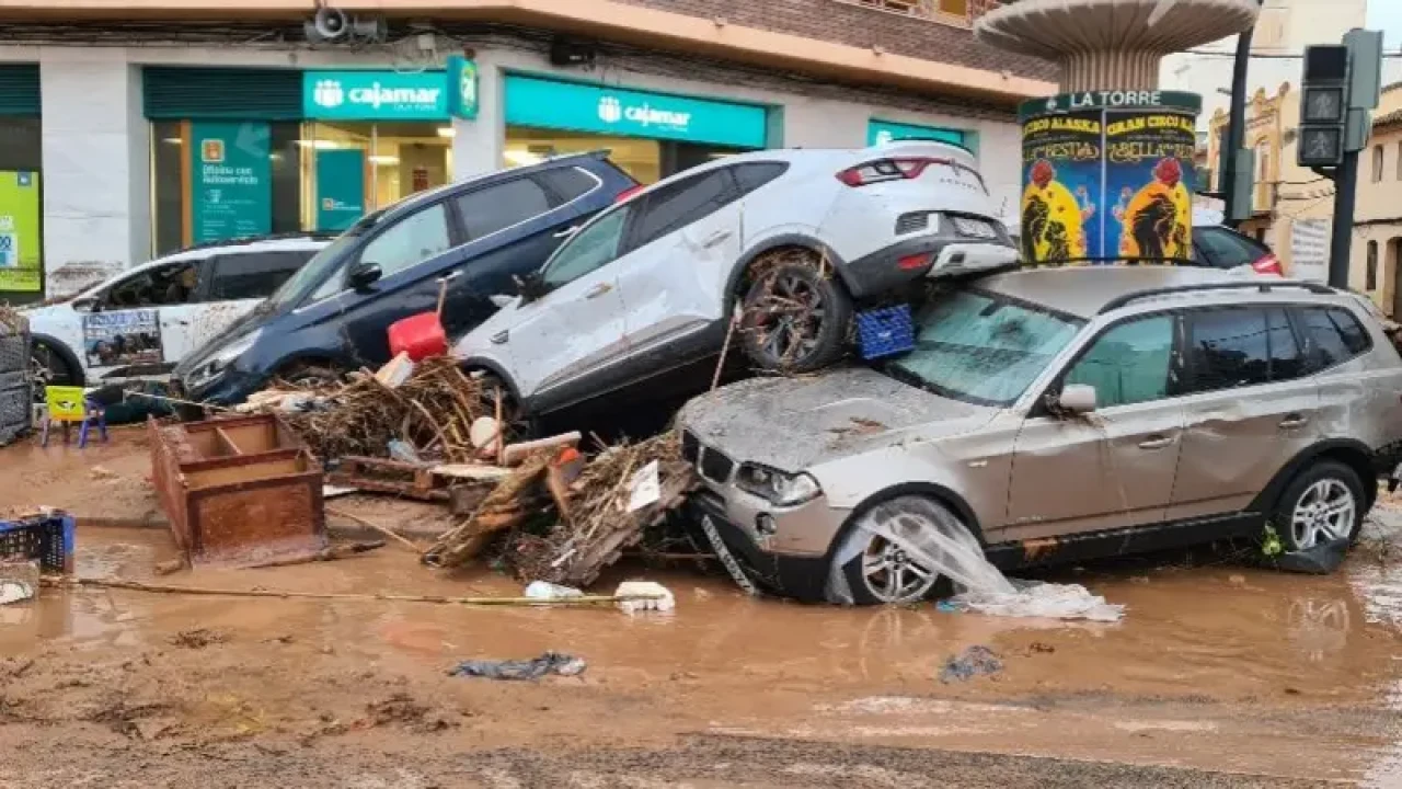 একদিনে এক বছরের সমান বৃষ্টি, স্পেনে বন্যায় মৃত্যু বেড়ে ৯৫