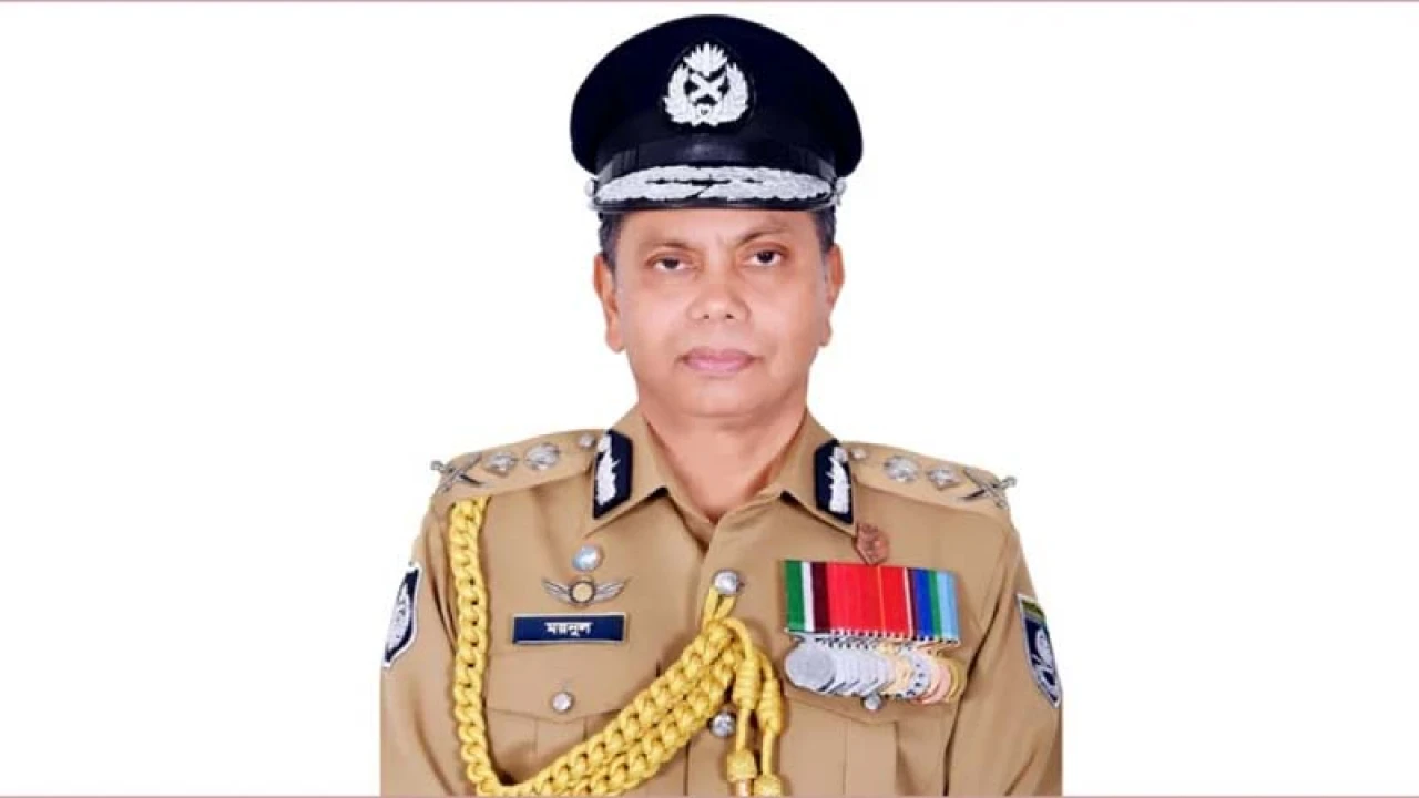 ইন্টারপোল সম্মেলনে যোগ দিতে যুক্তরাজ্যের পথে আইজিপি