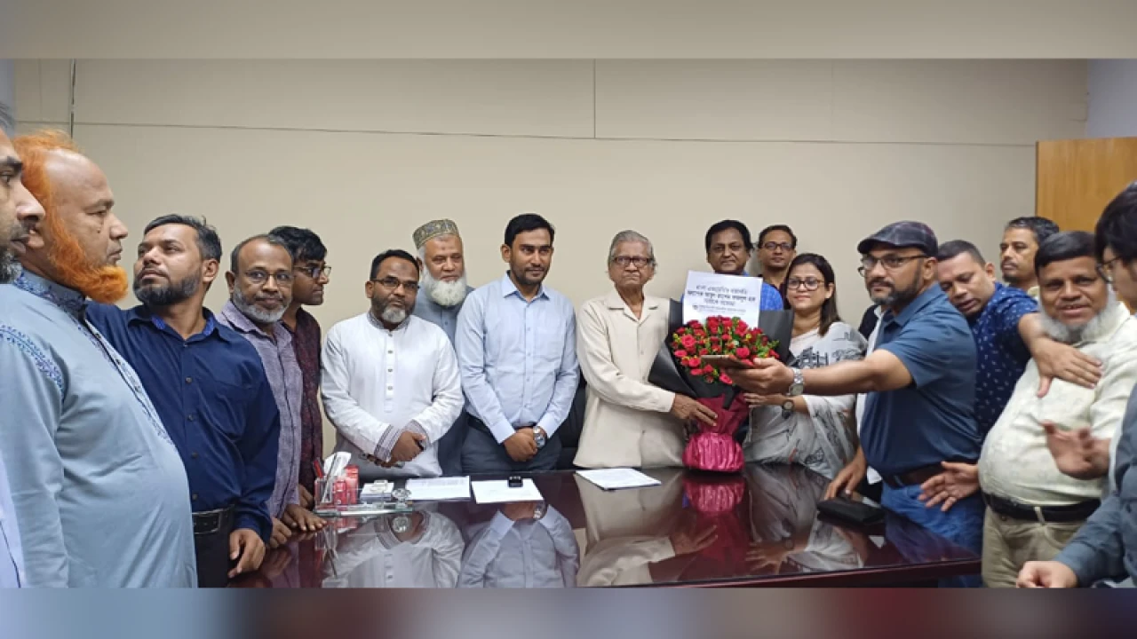 একুশে বইমেলায় প্যাভিলিয়ন পদ্ধতি বাতিল ও ভাড়া কমানোর দাবি