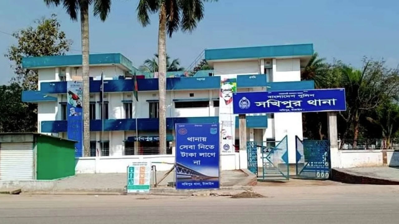 গলায় ফাঁস দিয়ে স্কুল শিক্ষকের আত্মহত্যা