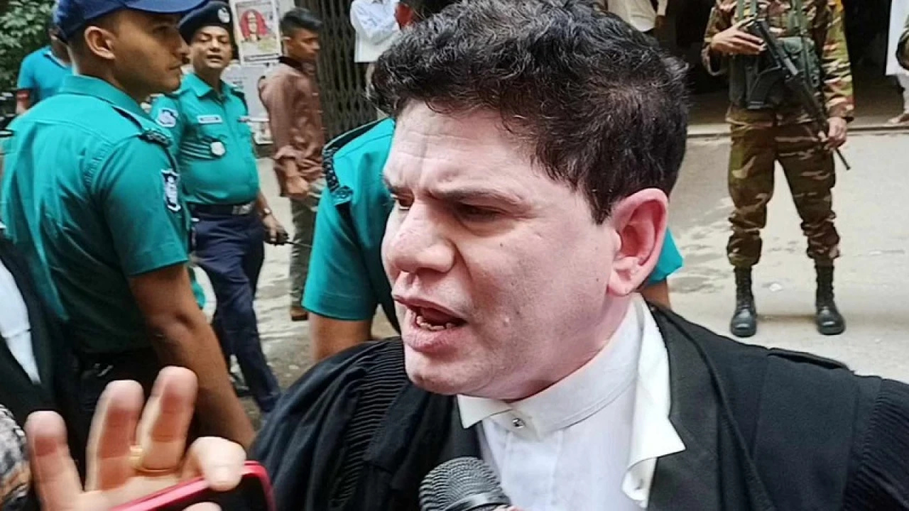 ‘পিপির বক্তব্য রাজনৈতিক’ মন্তব্য করে মার খেলেন আমুর আইনজীবী