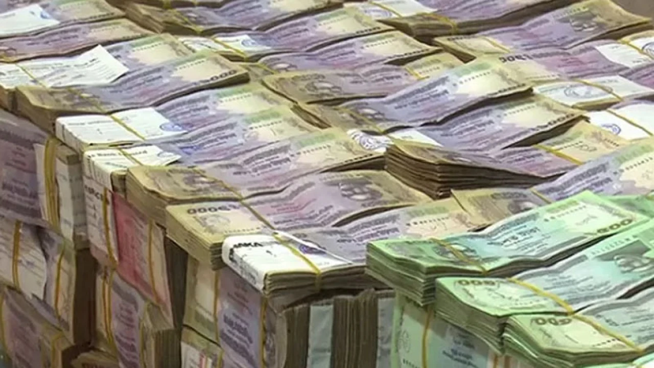 দুর্বল ব্যাংককে আরও ধার দেওয়ার আহ্বান