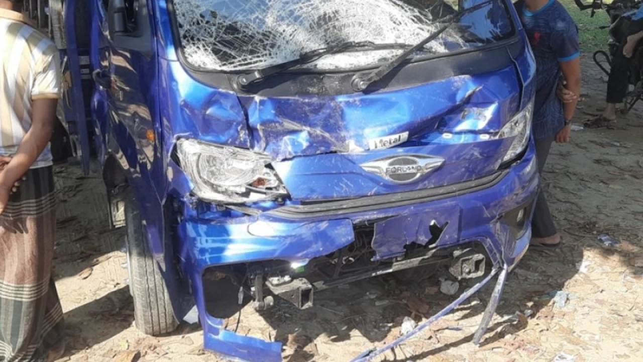 পিকআপ-অটোরিকশা সংঘর্ষে নিহত ৪