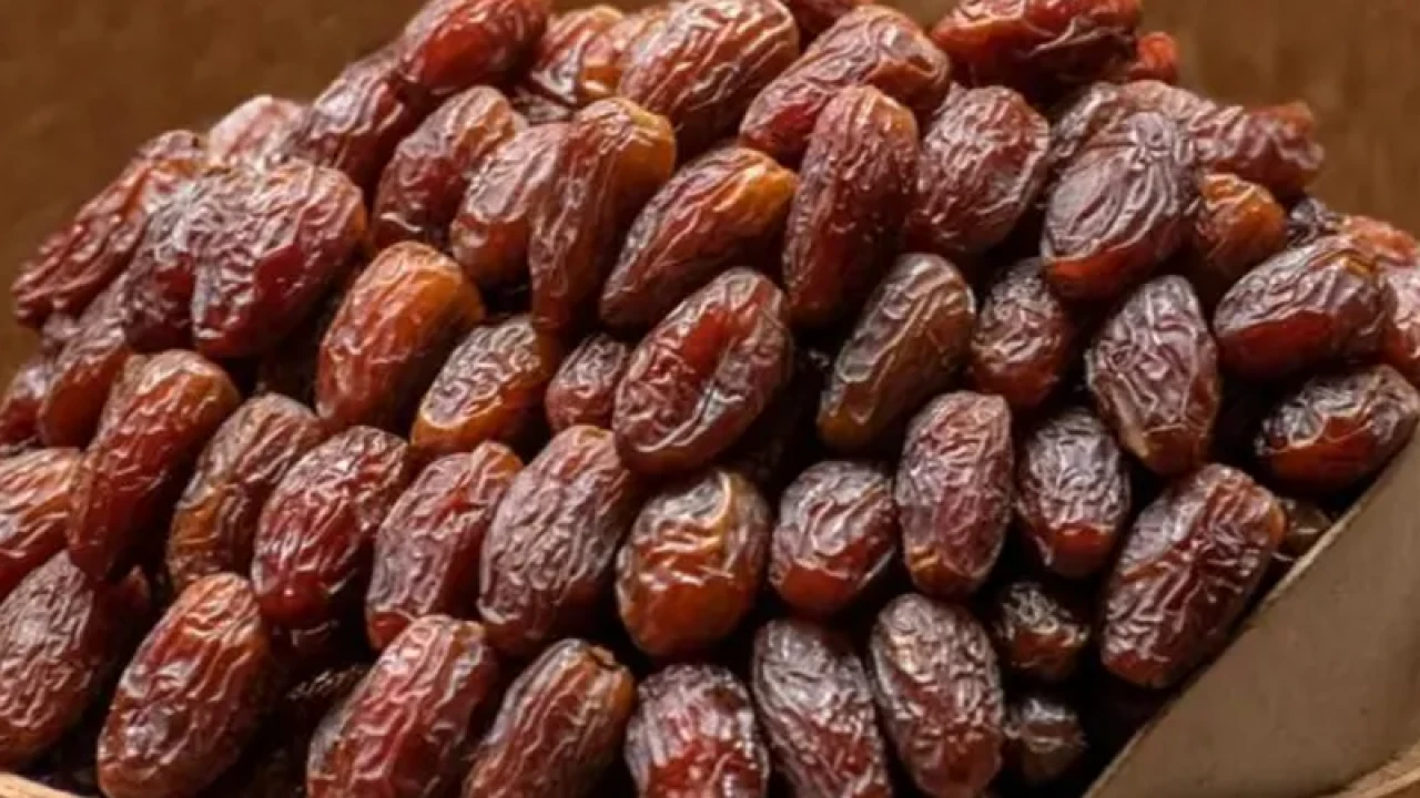 রোজায় খেজুরের বাজার স্থিতিশীল রাখার উদ্যোগ