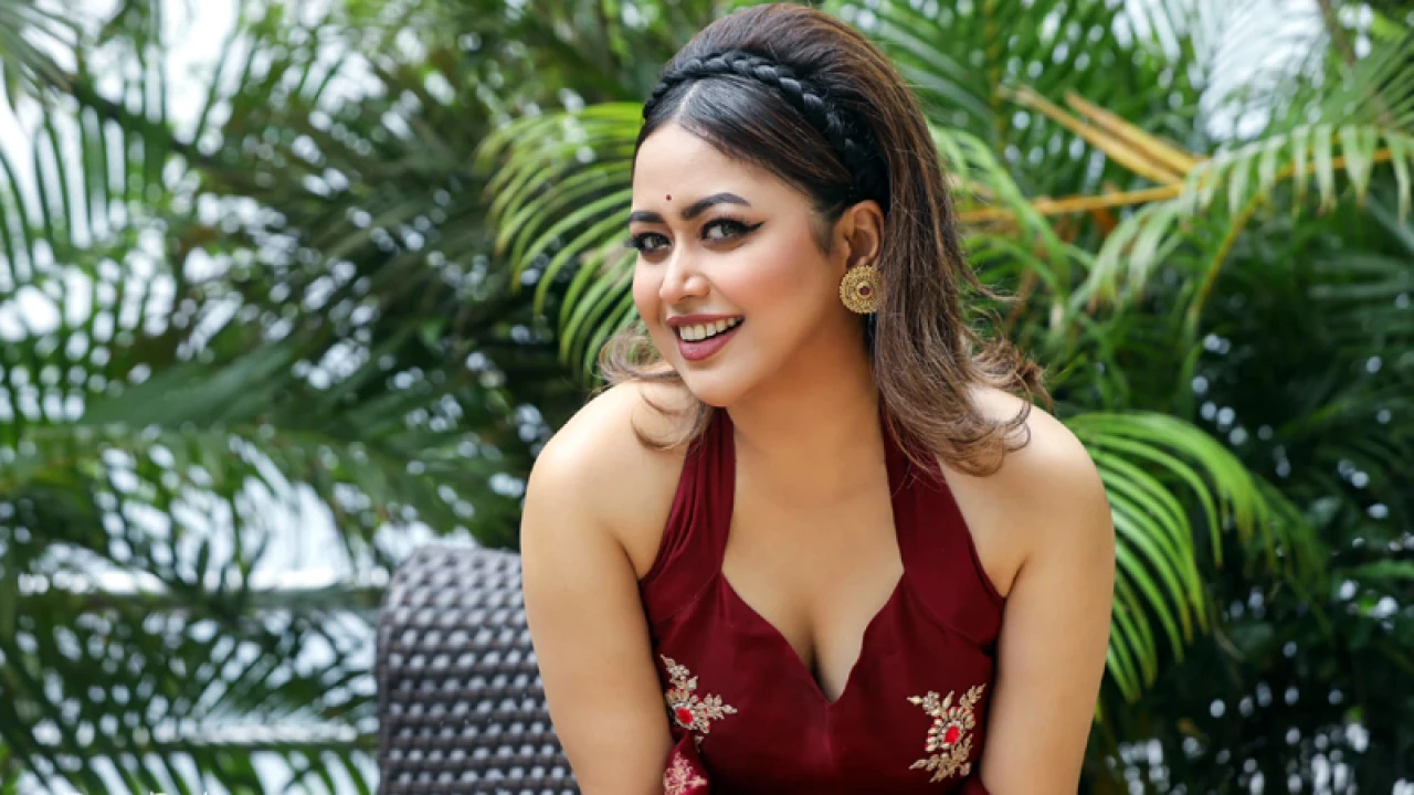 সবুজের প্রেমে পড়েছি: ভাবনা