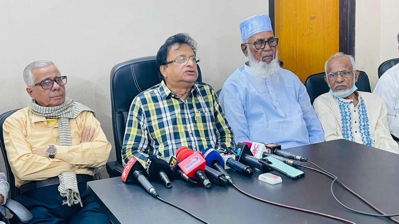 ঢাকা-নারায়ণগঞ্জ রুটে বাসভাড়া কমল, হরতাল প্রত্যাহার