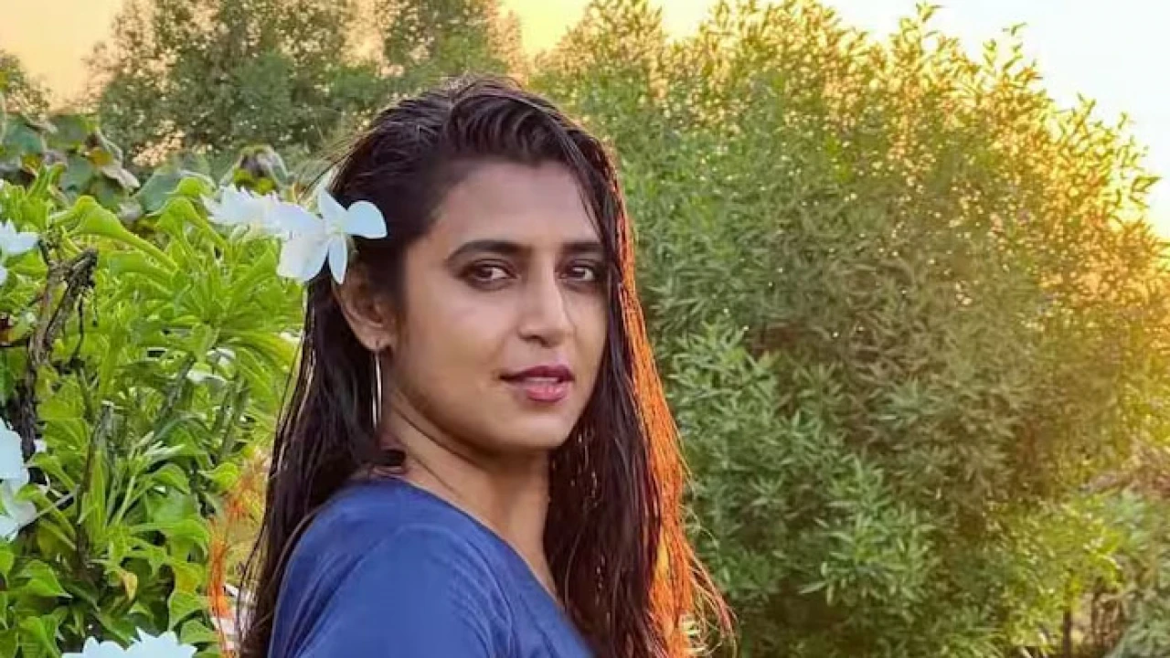 আপত্তিকর মন্তব্য করায় অভিনেত্রী কস্তুরি গ্রেপ্তার