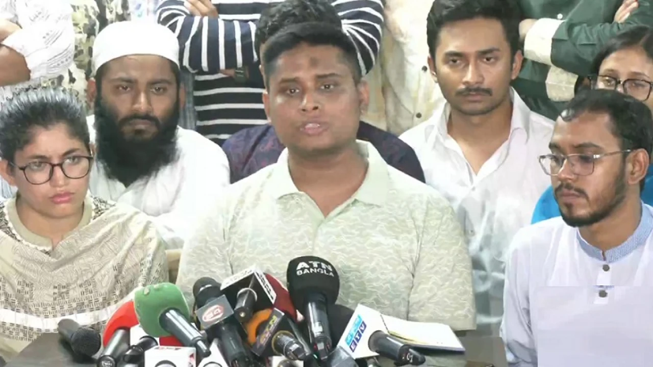 সাবেক এমপি-মন্ত্রীদের সম্পদ কী করা হবে, জানালেন হাসনাত