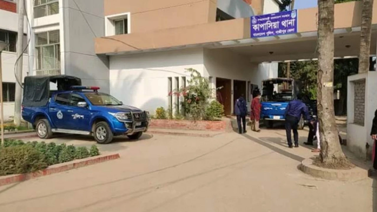 বাবার সঙ্গে অভিমান করে ছেলের আত্মহত্যা 