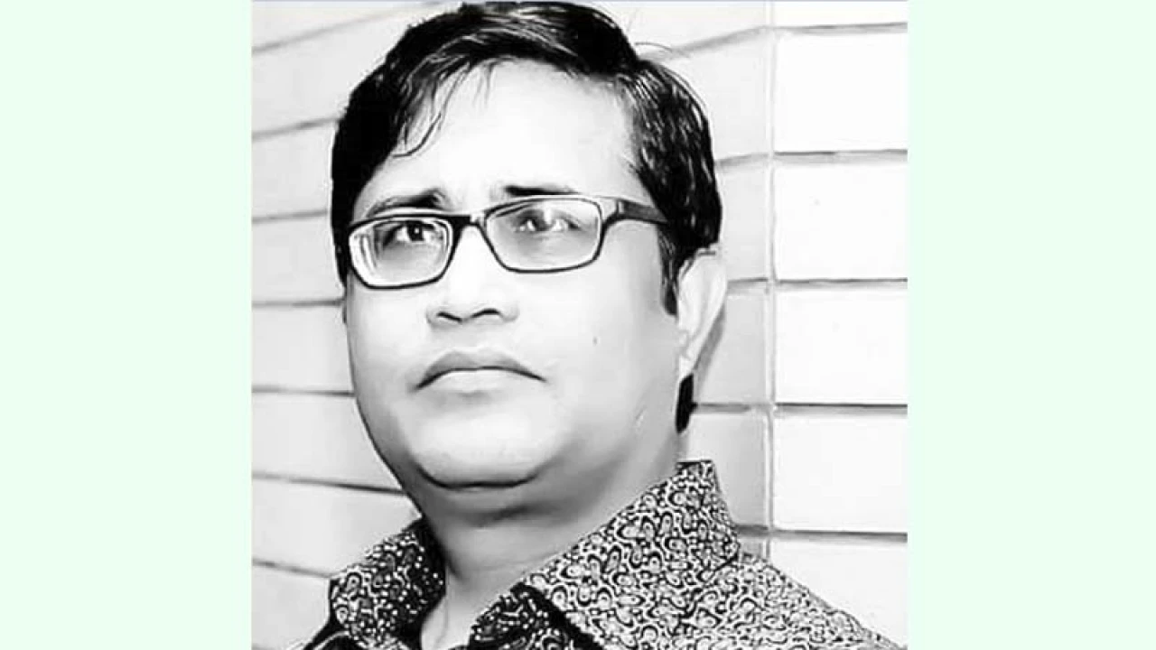 জলপাই শাখার সঙ্গে চাবুকও চাই