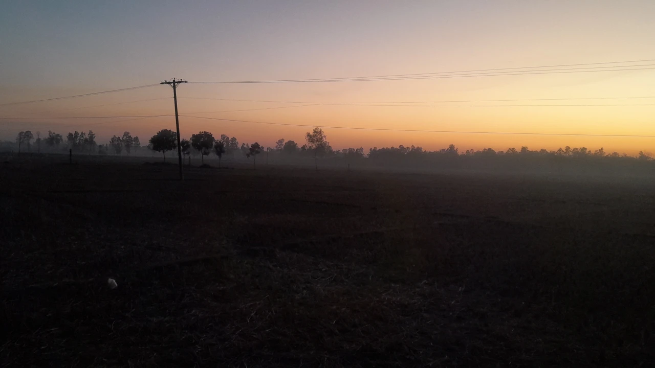শীতে কাঁপছে পঞ্চগড়, তাপমাত্রা নামল ১০ ডিগ্রিতে
