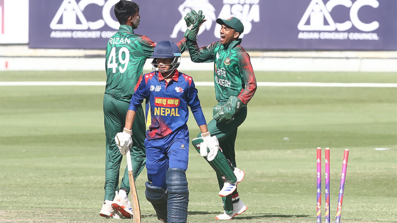 নেপালকে ১৪১ রানে গুটিয়ে দিয়েছে বাংলাদেশ