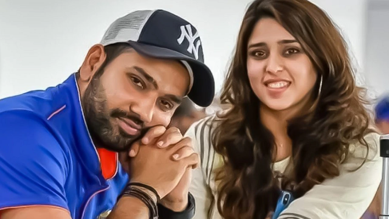 সন্তানের নাম প্রকাশ্যে আনলেন রোহিতের স্ত্রী