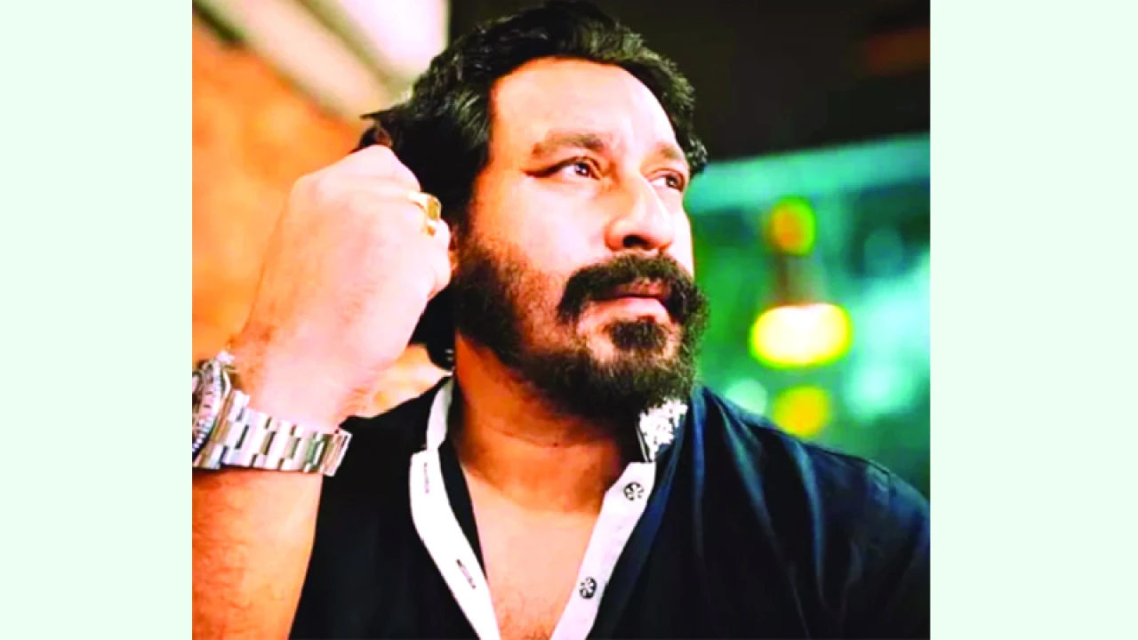 চলচ্চিত্র সার্টিফিকেশন বোর্ড থেকে পদত্যাগ খিজির হায়াত খানের